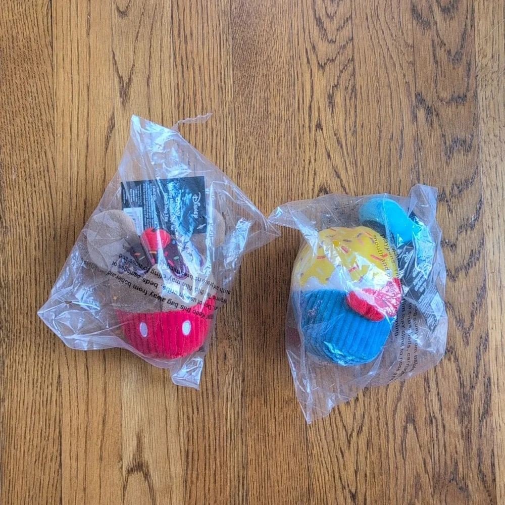 NWT Set Of 2 Squeaky Plush Dog Toys Mickey Mouse And Donald Duck Cupcake Dog Toy
